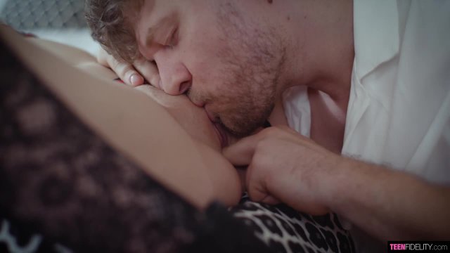 Превью Возможность засадить красивой девушке № 45609