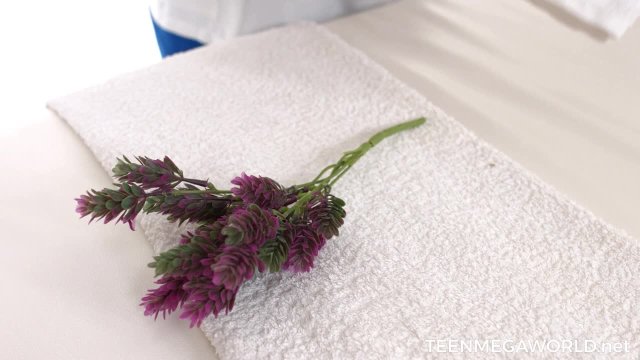 Превью Массаж подразумевает собой дикий экстаз № 46096