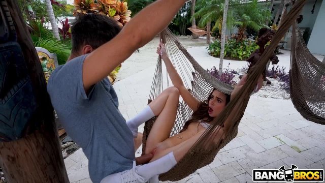 Превью Пора поближе познакомиться со своим братом № 46129